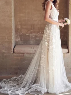 Lace Wedding Dress With Train A-Line Sleeveless V-Neck Bridal Gowns Free Customization