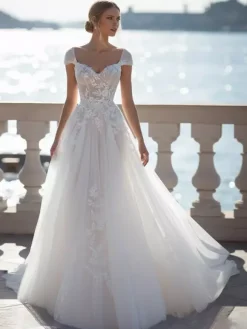 Lace Wedding Dress With Train A-Line Short Sleeves Lace Sweetheart Neck Bridal Gowns