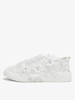 Lace Wedding Flats Ivory Round Toe Flowers Detail Lace Up Bridal Shoes
