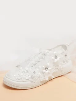 Lace Wedding Flats Ivory Round Toe Flowers Detail Lace Up Bridal Shoes