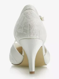 Lace Weddung Shoes Kitten Heel Pointed Toe T Type Buckle Detail Bridal Shoes Vintage Wedding Shoes