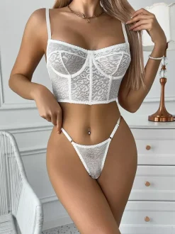 Lace Lingerie Ruffled Black 2-Piece Bra Panty Sets