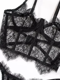 Lace Lingerie Ruffled Black 2-Piece Bra Panty Sets