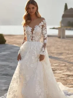 Lace Wedding Dress With Train A-Line Sleeveless Lace V-Neck Bridal Gowns