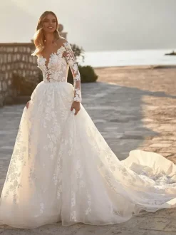 Lace Wedding Dress With Train A-Line Sleeveless Lace V-Neck Bridal Gowns