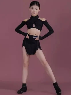 Latin Dance Costume Black Girl's Polyester Tassel Skirt Long Sleeves Top Latin Dance Costumes Set