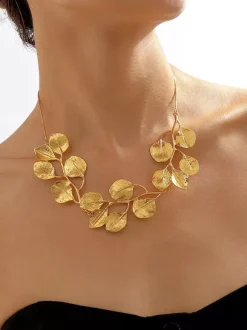 Leaf Shaped Necklace For Women 2026
