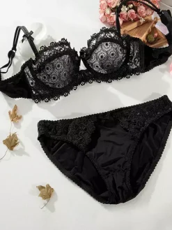 Lingerie 2-Piece Lace White Bra Panty Thong Sets