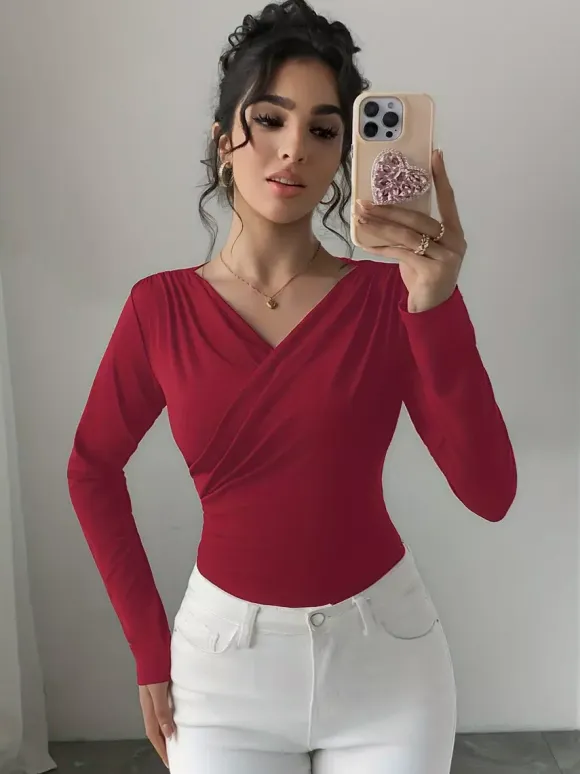 Long Sleeves Tees Black Asymmetrical Neck Polyester Tee Shirt For Women