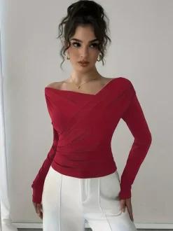 Long Sleeves Tees Black Asymmetrical Neck Polyester Tee Shirt For Women