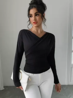 Long Sleeves Tees Black Asymmetrical Neck Polyester Tee Shirt For Women
