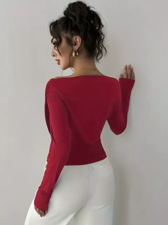 Long Sleeves Tees Black Asymmetrical Neck Polyester Tee Shirt For Women