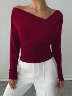 Long Sleeves Tees Black Asymmetrical Neck Polyester Tee Shirt For Women