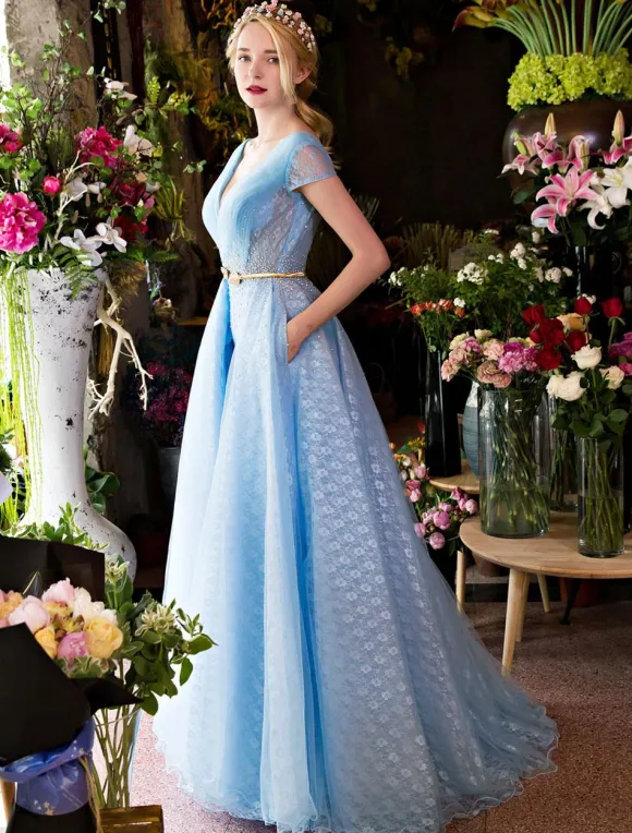 Long Prom Dresses Luxury V Neck Rhinestones Beading Cap Sleeve Pleated Lace Tulle Baby Blue Formal Evening Dresses