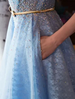 Long Prom Dresses Luxury V Neck Rhinestones Beading Cap Sleeve Pleated Lace Tulle Baby Blue Formal Evening Dresses