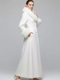 Maxi White Woolen Coat with Faux Fur Collar And Cuffs For Women 2026