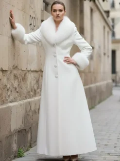 Maxi White Woolen Coat with Faux Fur Collar And Cuffs For Women 2026