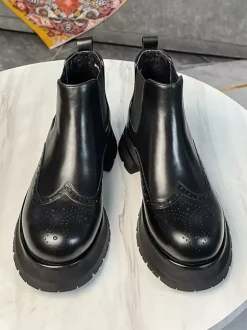 Mens Chelsea Boots Chunky Sole Round-Toe Leather Brogue Boots Height-Increasing Ankle Boots