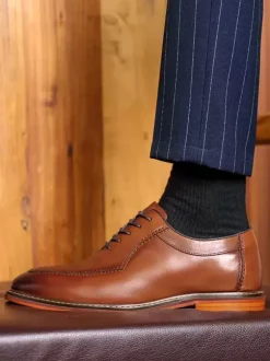 Men's Dress Shoes Fashion Square Toe Leather Prom Wedding Shoes