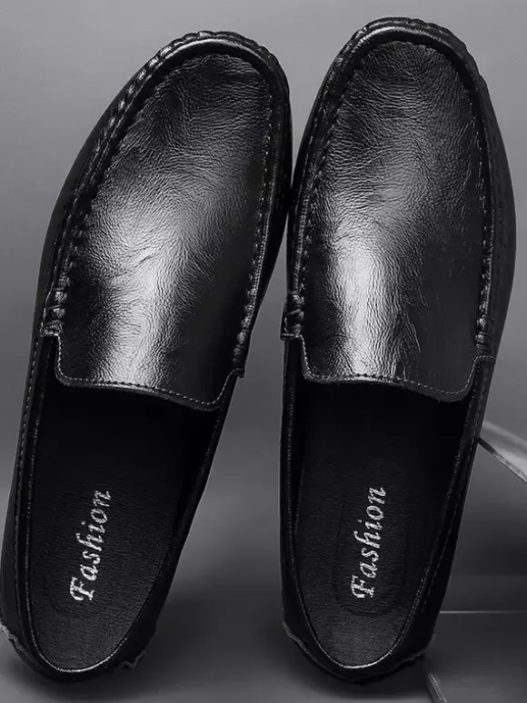 Mens Slip-on Loafers Spike Faux Leather Deck Shoes Lightweight Slip Resistant Flexible Penny Shoes