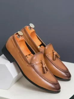 Men's Tassel Loafer Shoes Round Toe Slip On Comfy Loafer Shoes For Wedding Prom