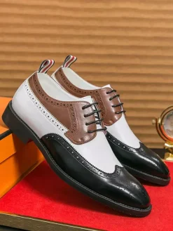 Mens Dress Shoes Round Toe Low Heels Contrasting Colors Derbies Shoes