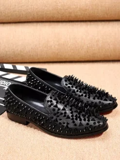 Men's Rivets Loafer Shoes Rivets Color Block Pointed Toe Cowhide Spikes Slip On Prom Wedding Shoes
