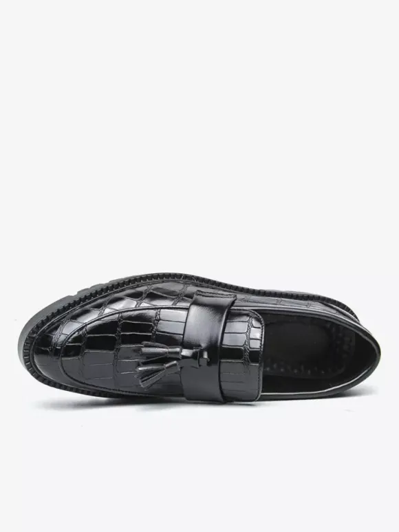 Men's Slip On Loafers Round Toe Stone Pattern Slip On Shoes With Tassels