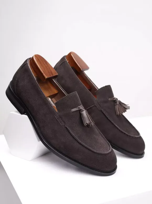 Men's Slip On Loafers Suede Round Toe Flat Casual Shoes