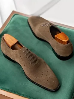 Men's Suede Oxford Shoes Round Toe Lace Up Brogue Dress Shoes