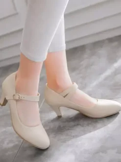 Mid-Low Heels For Woman Classic Round Toe Puppy Heel Strap Adjustable Glamorous Buckle White Pumps & Heels Vintage Shoes