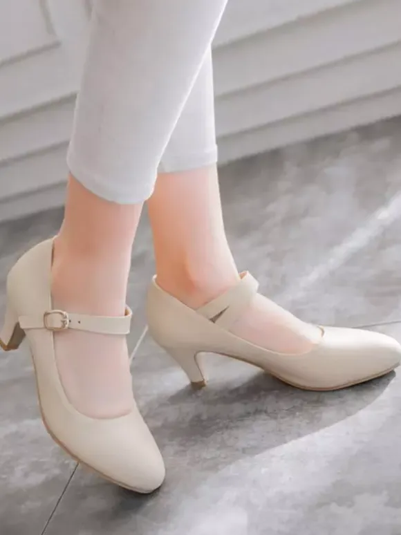 Mid-Low Heels For Woman Classic Round Toe Puppy Heel Strap Adjustable Glamorous Buckle White Pumps & Heels Vintage Shoes