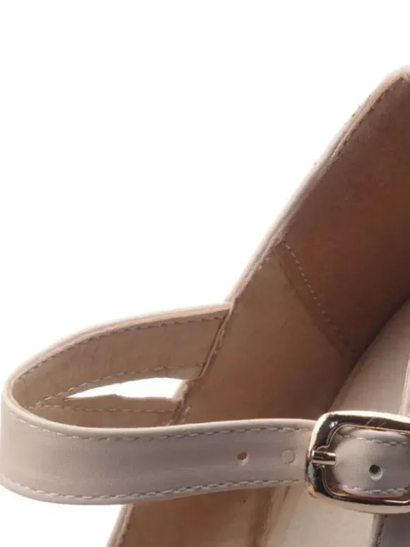 Mid-Low Heels For Woman Classic Round Toe Puppy Heel Strap Adjustable Glamorous Buckle White Pumps & Heels Vintage Shoes