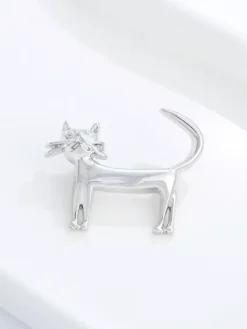 Minimalist 3D Cat Shaped Brooch Cute Animal Lapel Pin For Suit Shirt Coat Decorative Accessory