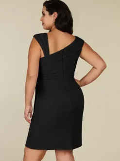 Mother Dress Designed Neckline Sleeveless A-Line Pleated Wedding Guest Dresses