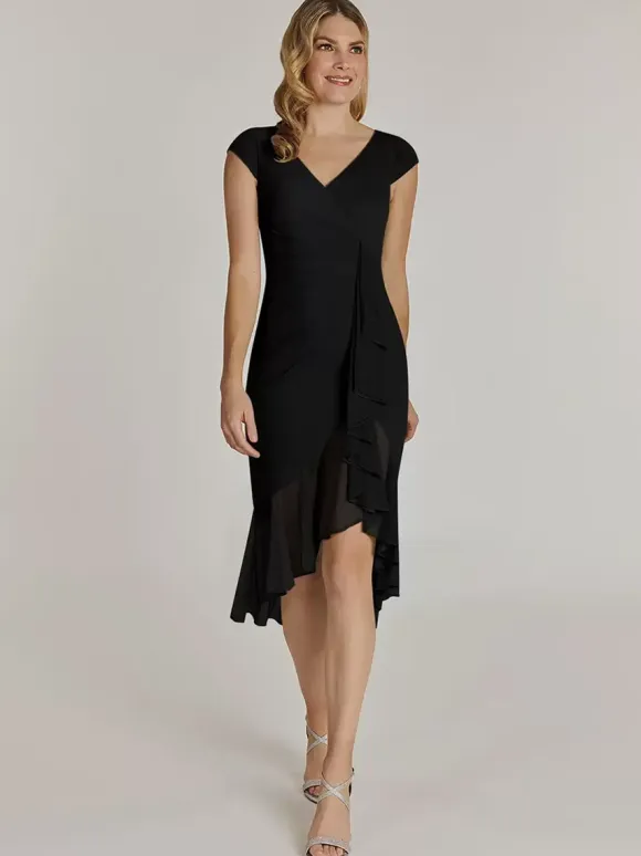 Mother Dress V-Neck Short Sleeves Short Pleated Wedding Guest Dresses