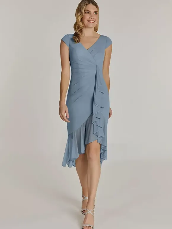 Mother Dress V-Neck Short Sleeves Short Pleated Wedding Guest Dresses