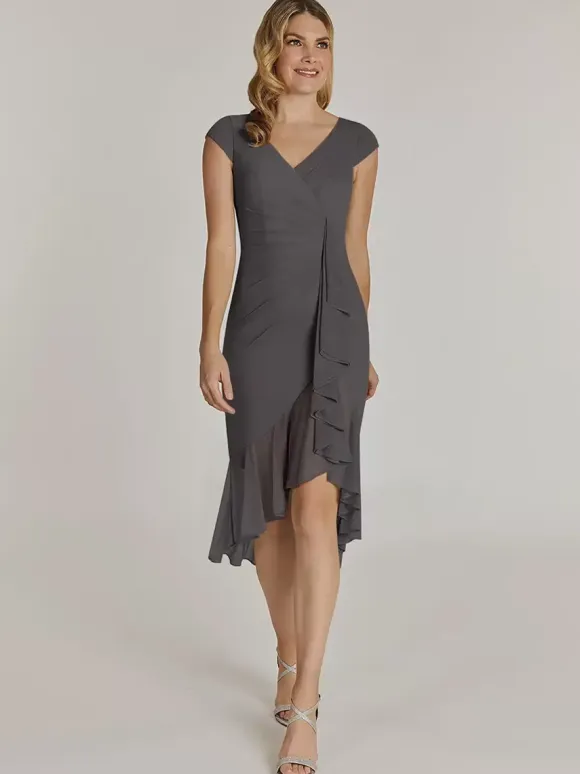 Mother Dress V-Neck Short Sleeves Short Pleated Wedding Guest Dresses