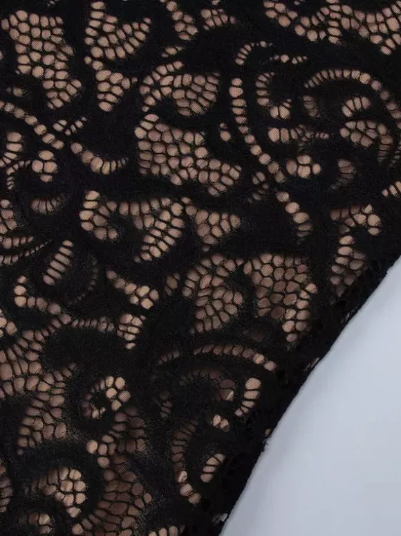Night Out Dresses Black Lace Halter Deep V Ruffle Mini Dress Bodycon Nightclub Party Outfit