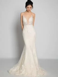 Nude Beach Wedding Dresses Sleeveless V-Neck Lace Bridal Dresses Free Customization