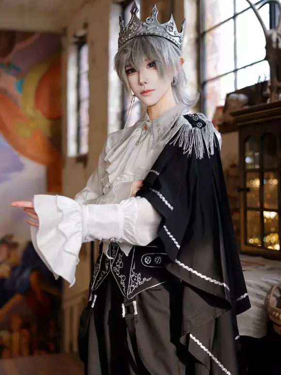 Ouji Lolita Gothic Long Sleeves Cloak White Top Black Cummerbund Pants Outfits
