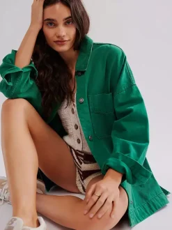 Oversized Denim Jacket For Women - Medium Wash Boyfriend Fit Side Slit Trucker Coat - Spring Daily Streetwear 2026