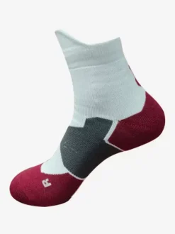 3 Pairs Of Sports Socks for Adults And Kids Sweat-Absorbing Basketball Socks