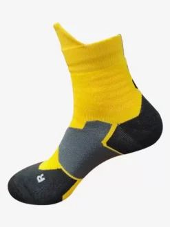 3 Pairs Of Sports Socks for Adults And Kids Sweat-Absorbing Basketball Socks