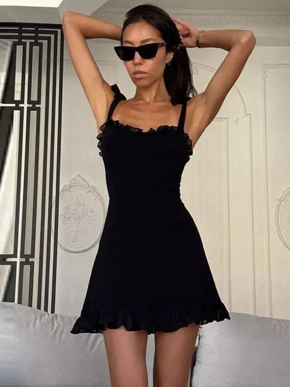 Party Ready Ruffle Strap Bodycon Dress Slimming Stylish For Clubbing