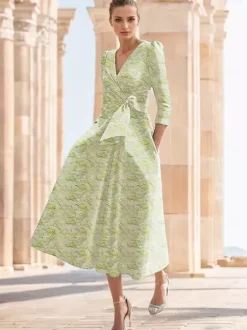 Party Dress For Mother Of The Bride V-Neck 3/4 Length Sleeves A-Line Bows Tea-Length Wedding Guest Dresses