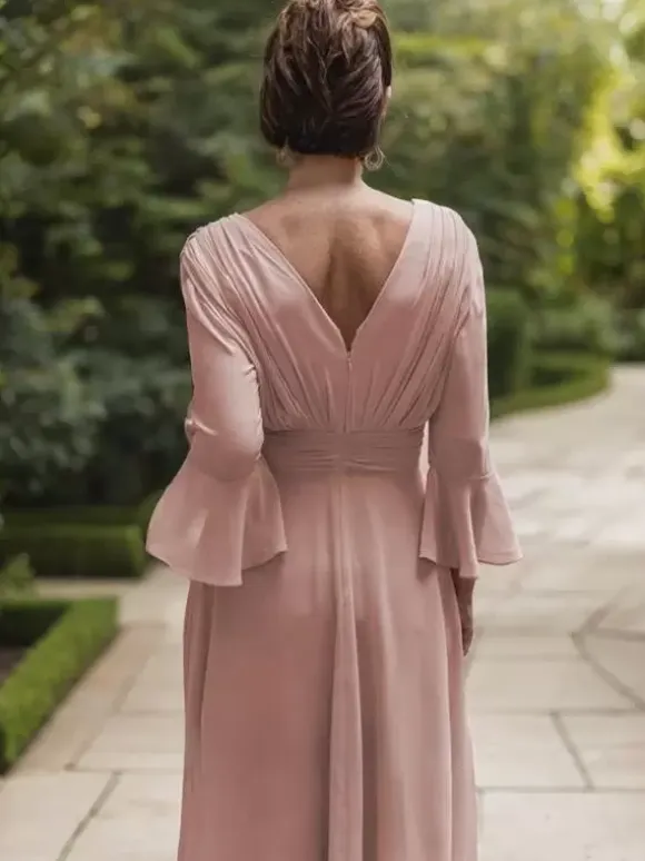 Party Dress For Mother Of The Bride V-Neck Long Sleeves A-Line Ruffles Floor-Length Wedding Guest Dresses
