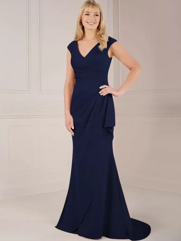 Party Dress For Mother Of The Bride V-Neck Sleeveless Ball Gown Pleated With Train Wedding Guest Dresses