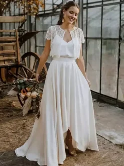 3-piece Wedding Dress Lace Jewel Neck A-Line Sweep Zipper Short Sleeves