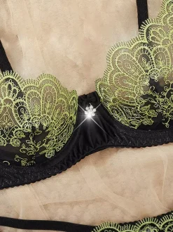 2-Piece Lingerie Butterfly Floral Embroidery Black And Green Underwire Bra Thong Sets